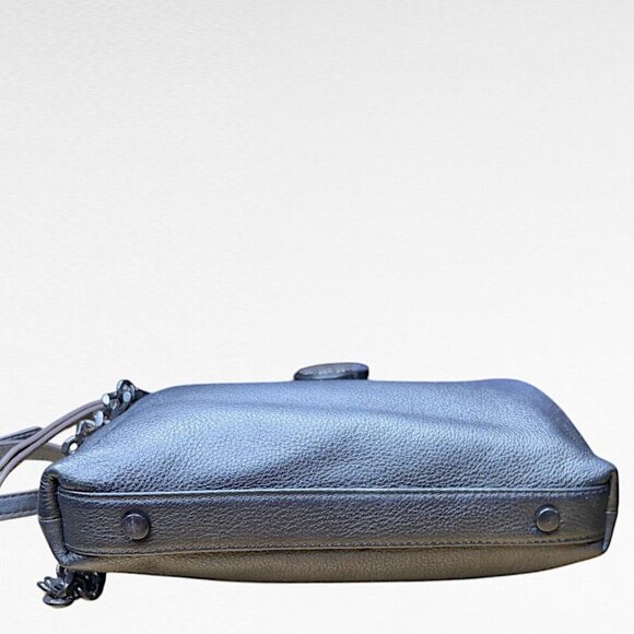 AIMEE KESTENBERG Fiery Convertible Chain Crossbody Clutch Bag In Black - Picture 7 of 12